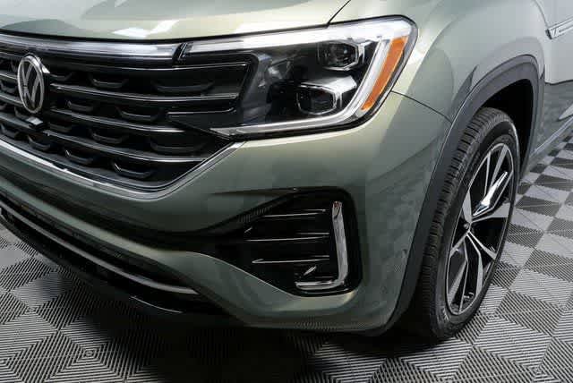 New 2026 Volkswagen Atlas Cross Sport SEL Premium R-Line image 35