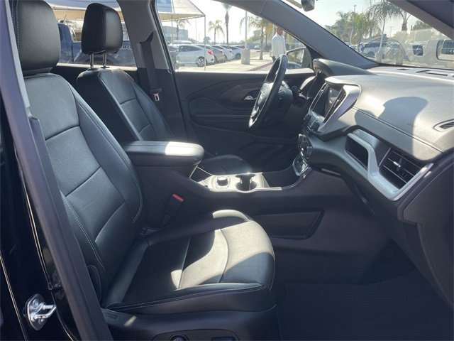 Used 2024 GMC Terrain SLT image 27