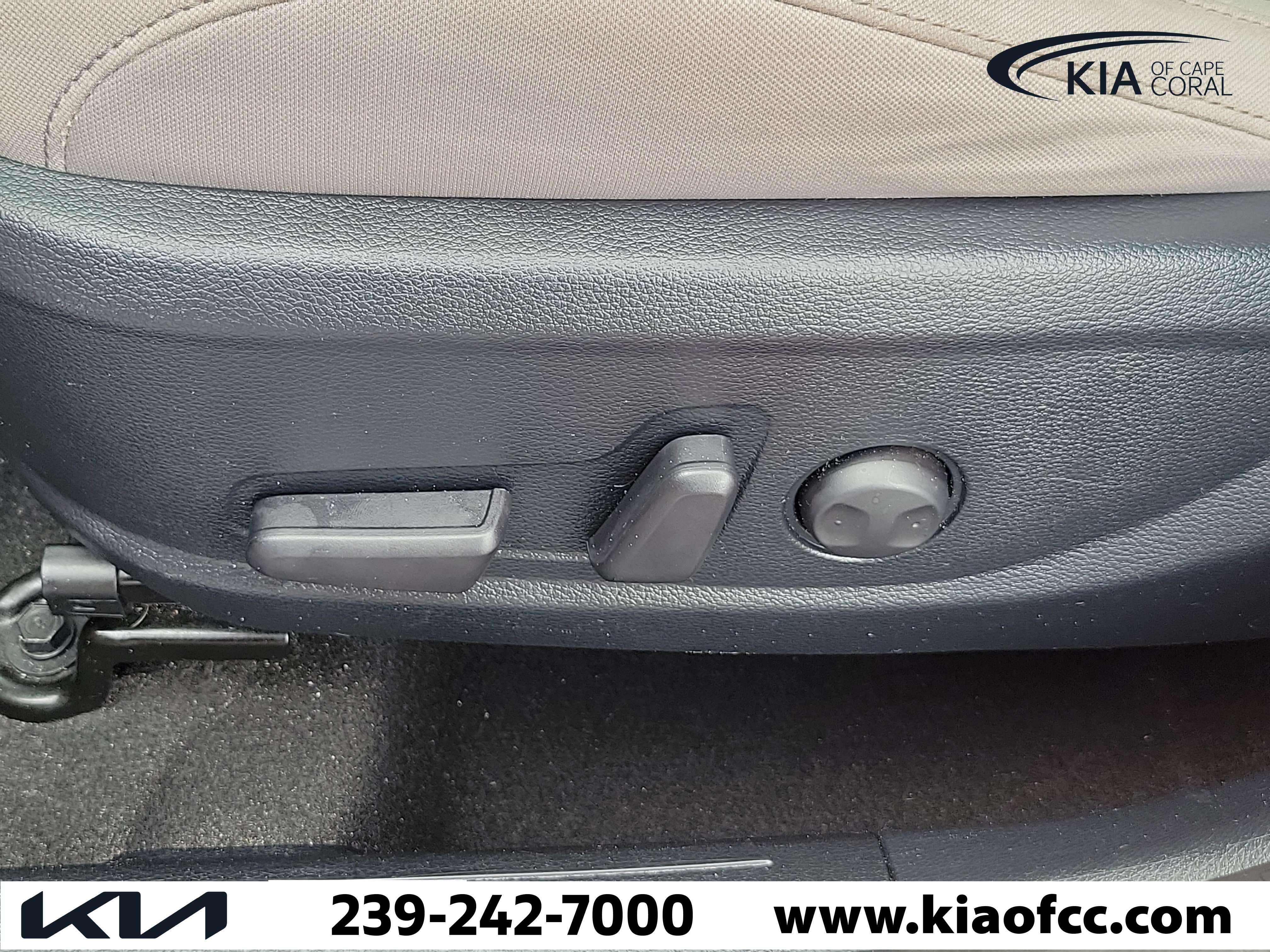 Used 2022 Kia Soul S FWD image 21