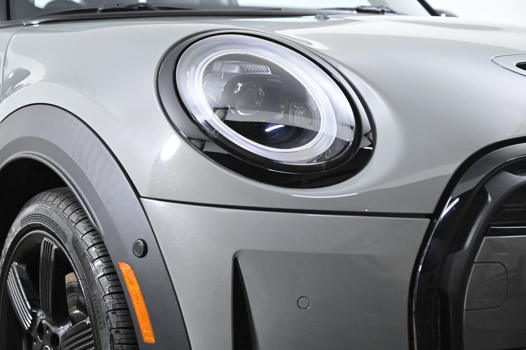 Used 2023 MINI Cooper S w/ Driver Assistance Package image 5