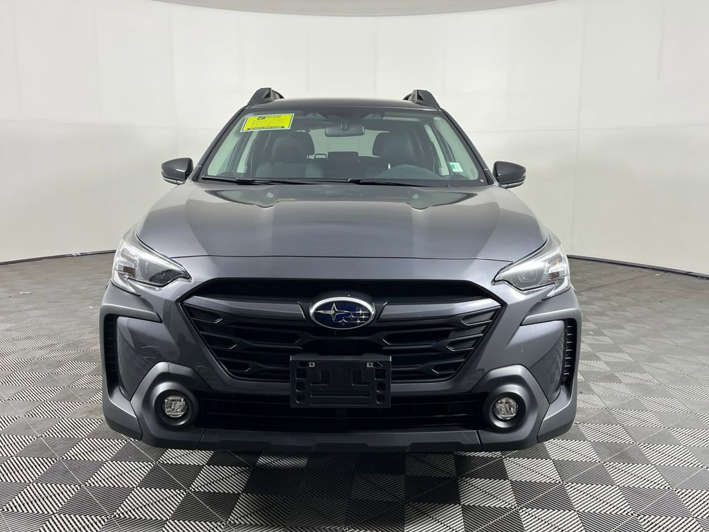Used 2024 Subaru Outback Premium AWD/4WD image 2