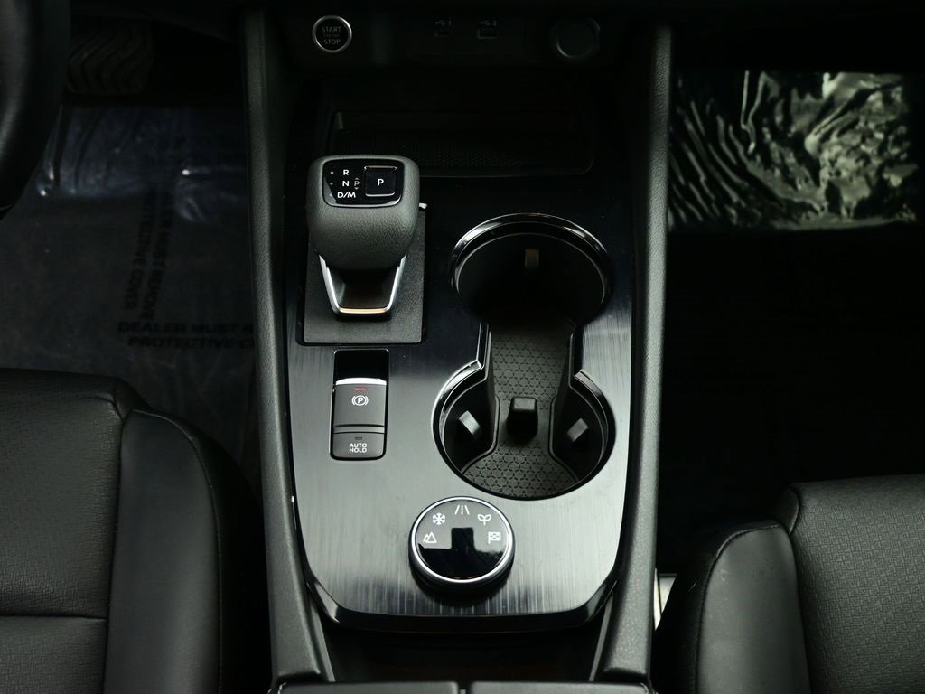 Used 2023 Nissan Rogue SV w/ SV Premium B Package image 7