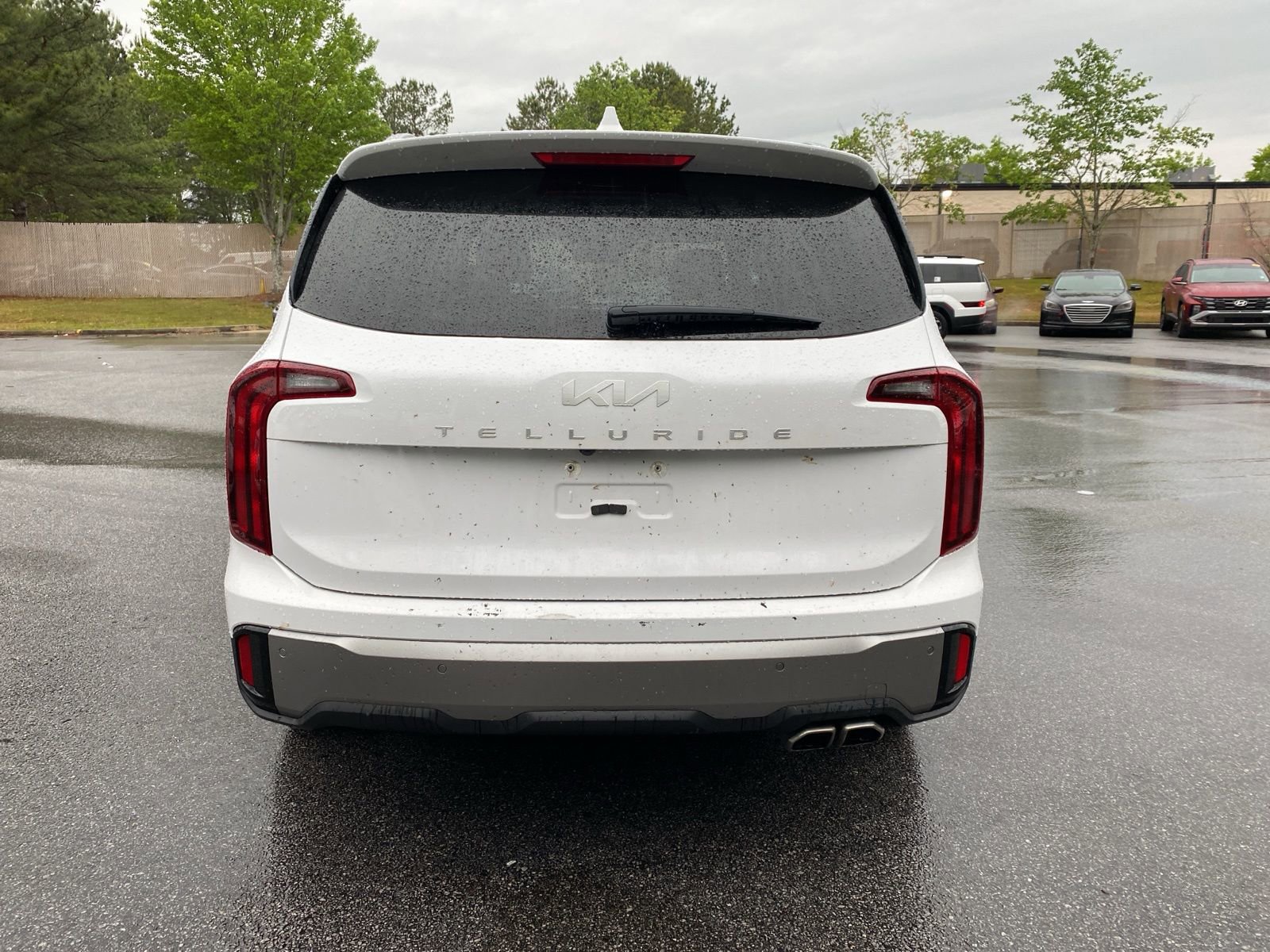 Used 2025 Kia Telluride S FWD image 4