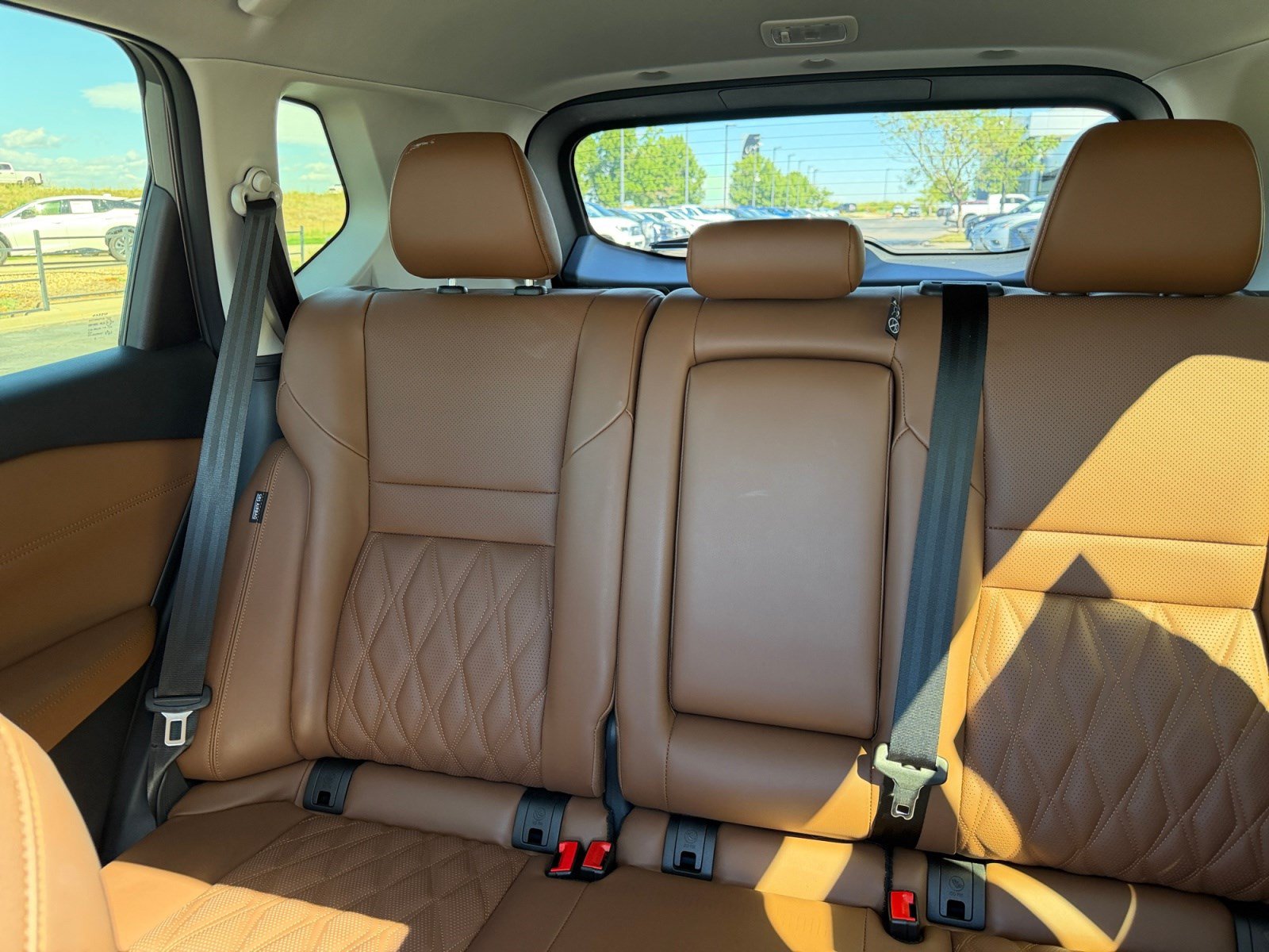 Used 2025 Nissan Rogue Platinum AWD/4WD image 18