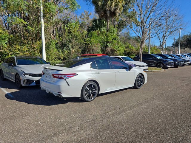 Used 2020 Toyota Camry XSE image 3
