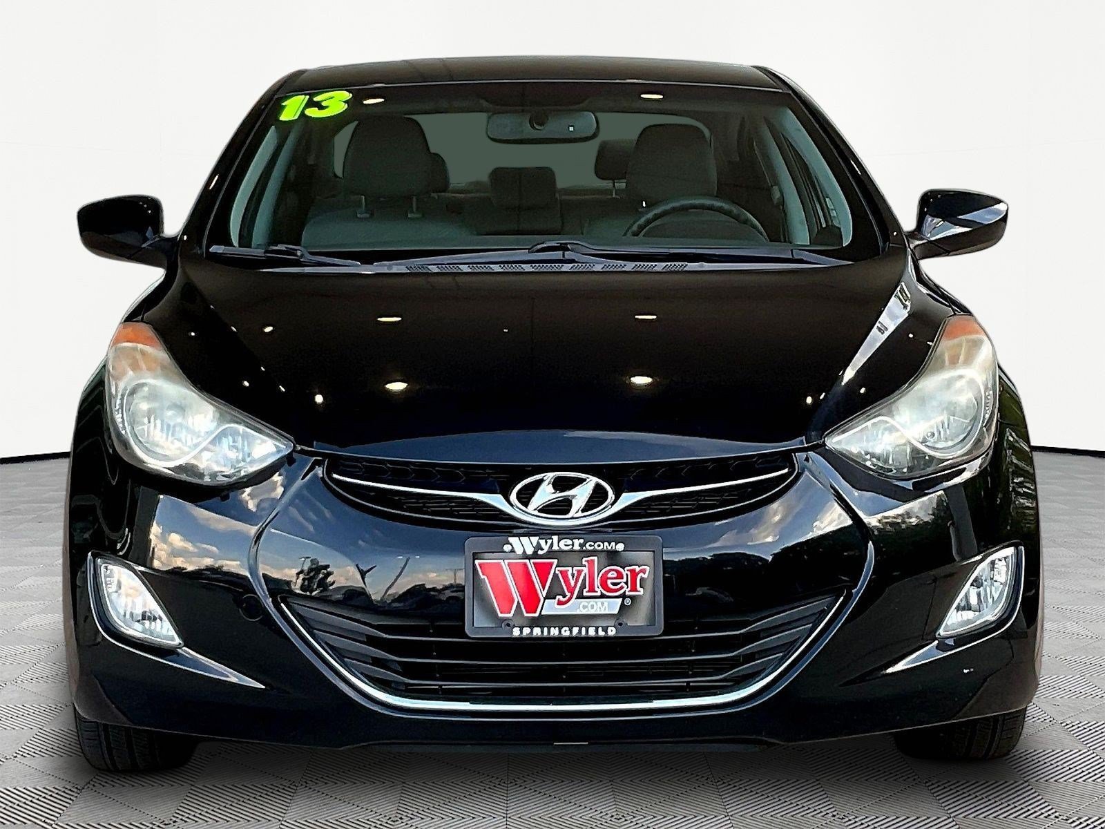 Used 2013 Hyundai Elantra GLS w/ Preferred Pkg FWD image 2
