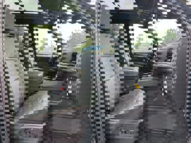 New 2025 Chevrolet Tahoe Premier w/ Sun And Tow Package image 7