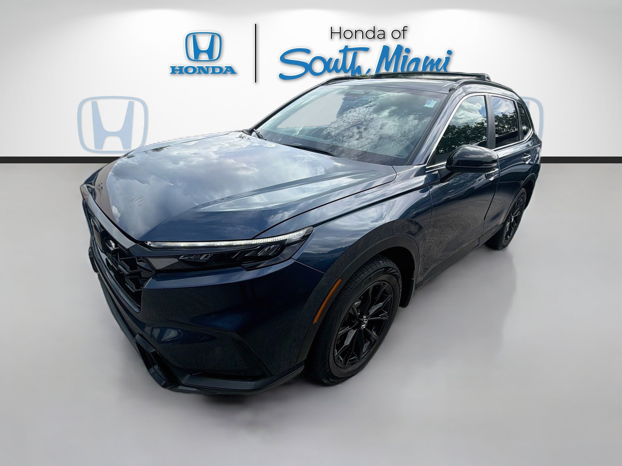 Used 2024 Honda CR-V Sport-L image 3