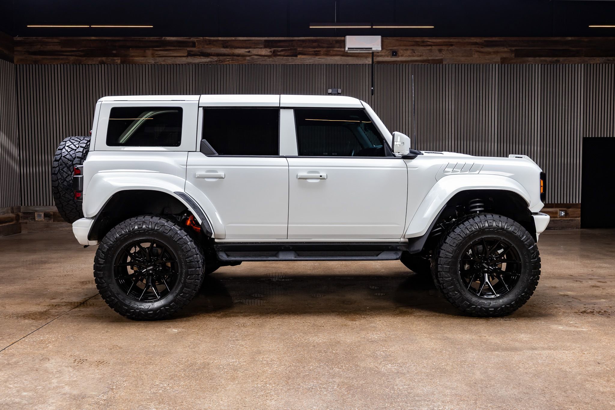 Used 2023 Ford Bronco Raptor AWD/4WD image 11