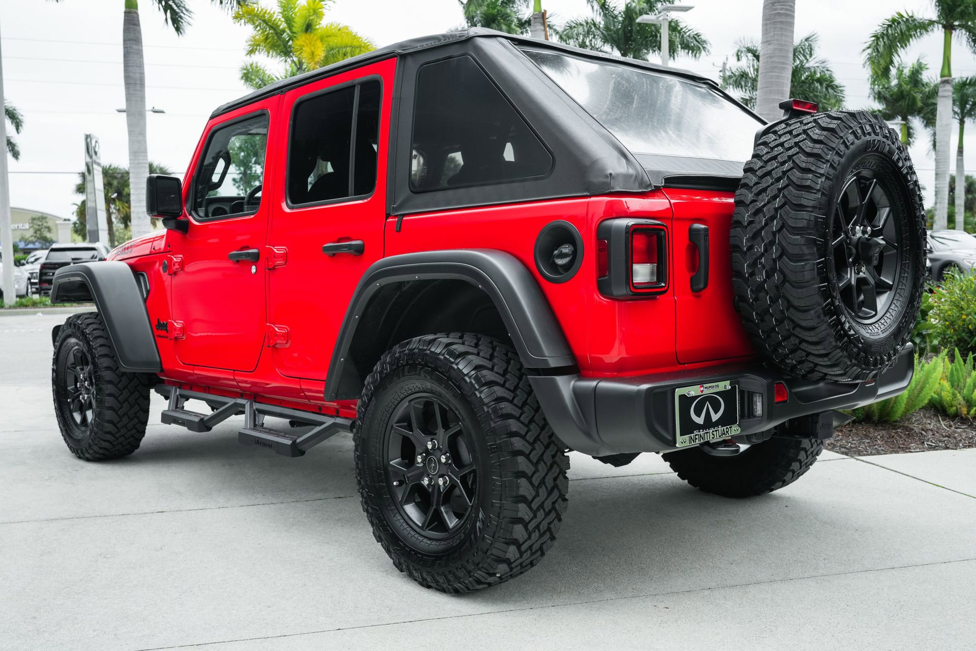 Used 2024 Jeep Wrangler Willys image 24