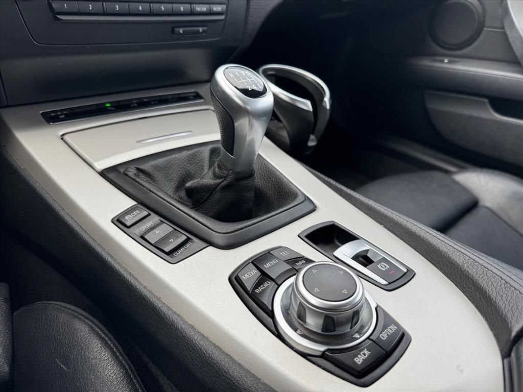 Used 2015 BMW Z4 sDrive28i RWD image 20