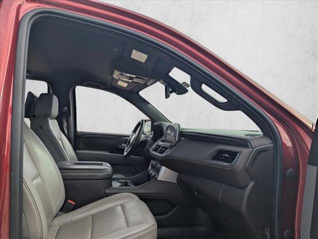 Used 2021 GMC Yukon SLT w/ Rear Media and Nav Package image 16