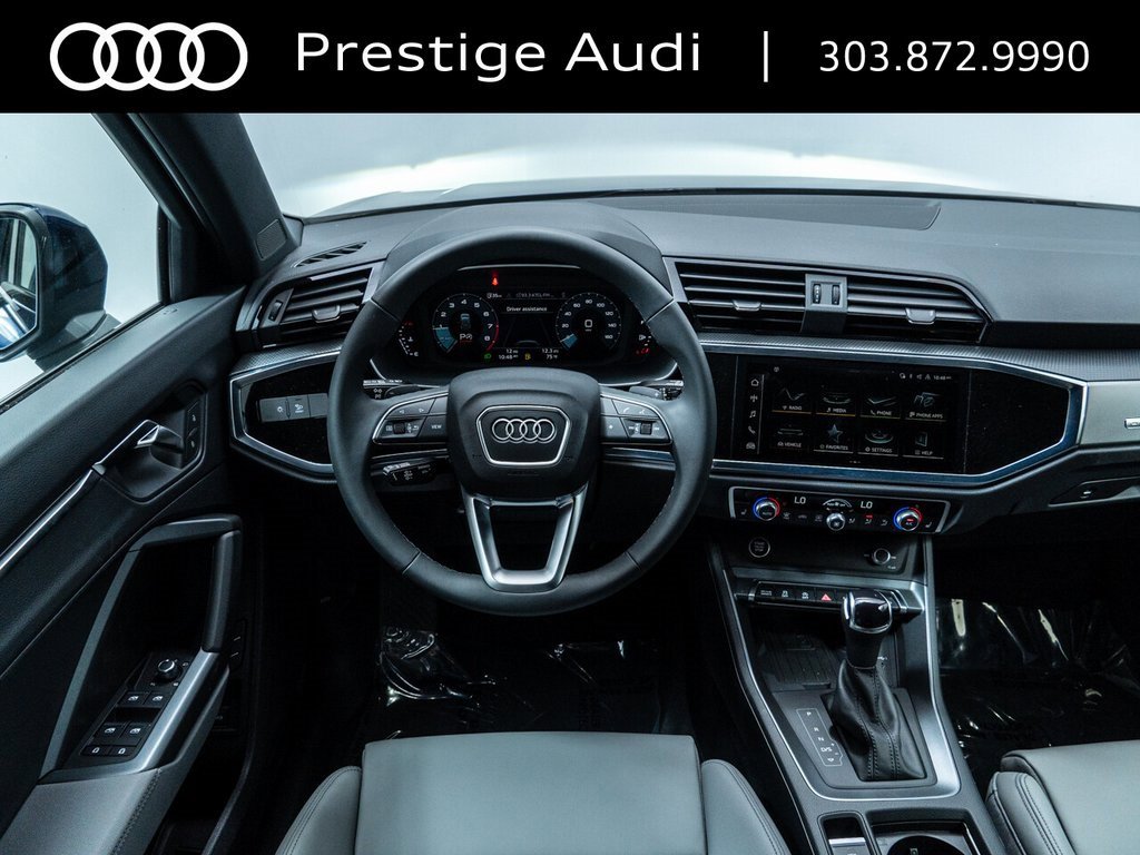 New 2025 Audi Q3 2.0T Premium image 14