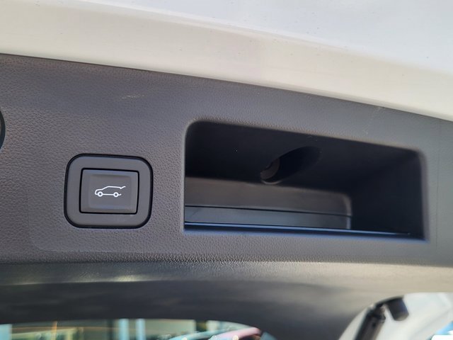 New 2026 Chevrolet Equinox ACTIV w/ Convenience Package III image 5
