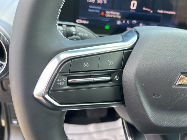 New 2026 Chevrolet Equinox EV LT image 18