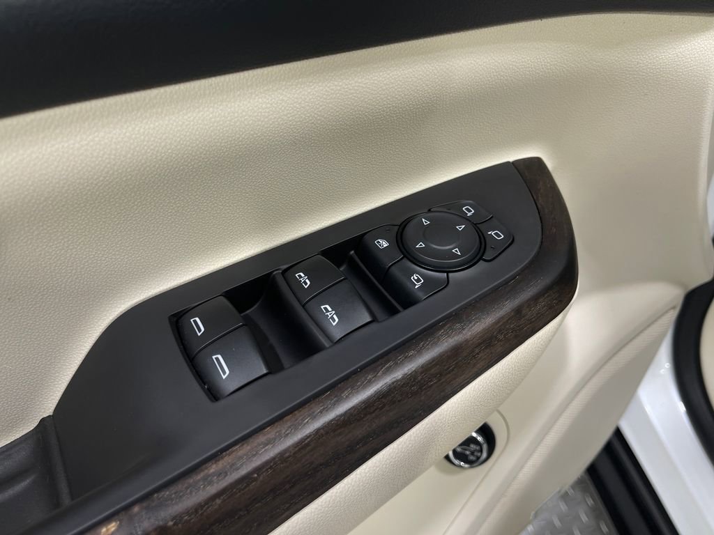 Used 2021 GMC Acadia Denali w/ Denali Technology Package image 16