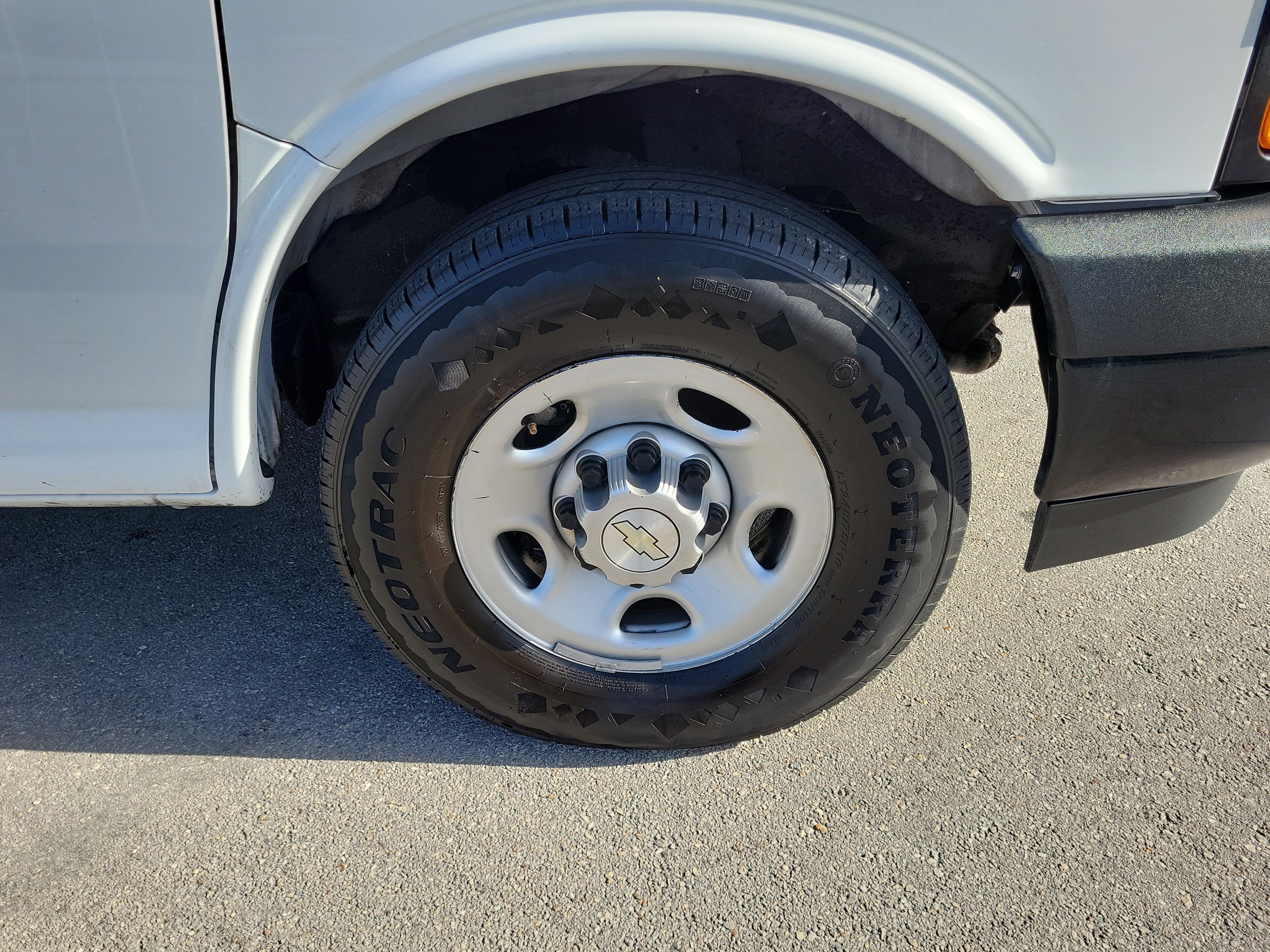 Used 2021 Chevrolet Express 2500 Extended w/ Driver Convenience Package image 16