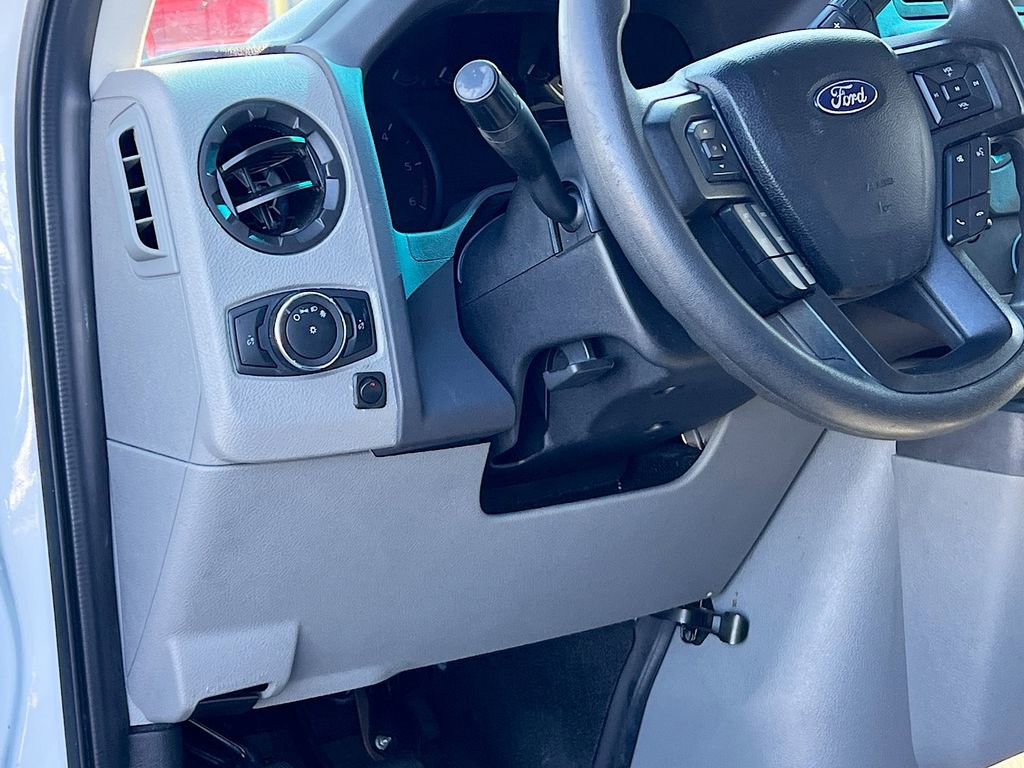 Used 2024 Ford E-450 and Econoline 450 Super Duty w/ Power Windows & Locks Group image 12