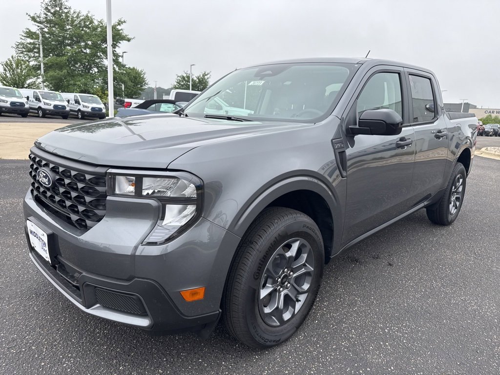 New 2025 Ford Maverick XLT w/ XLT Luxury Package image 13