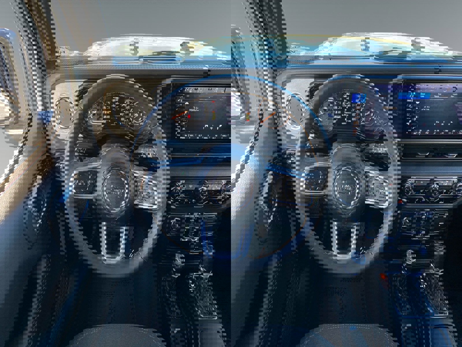 Used 2024 Jeep Wrangler Sahara image 12