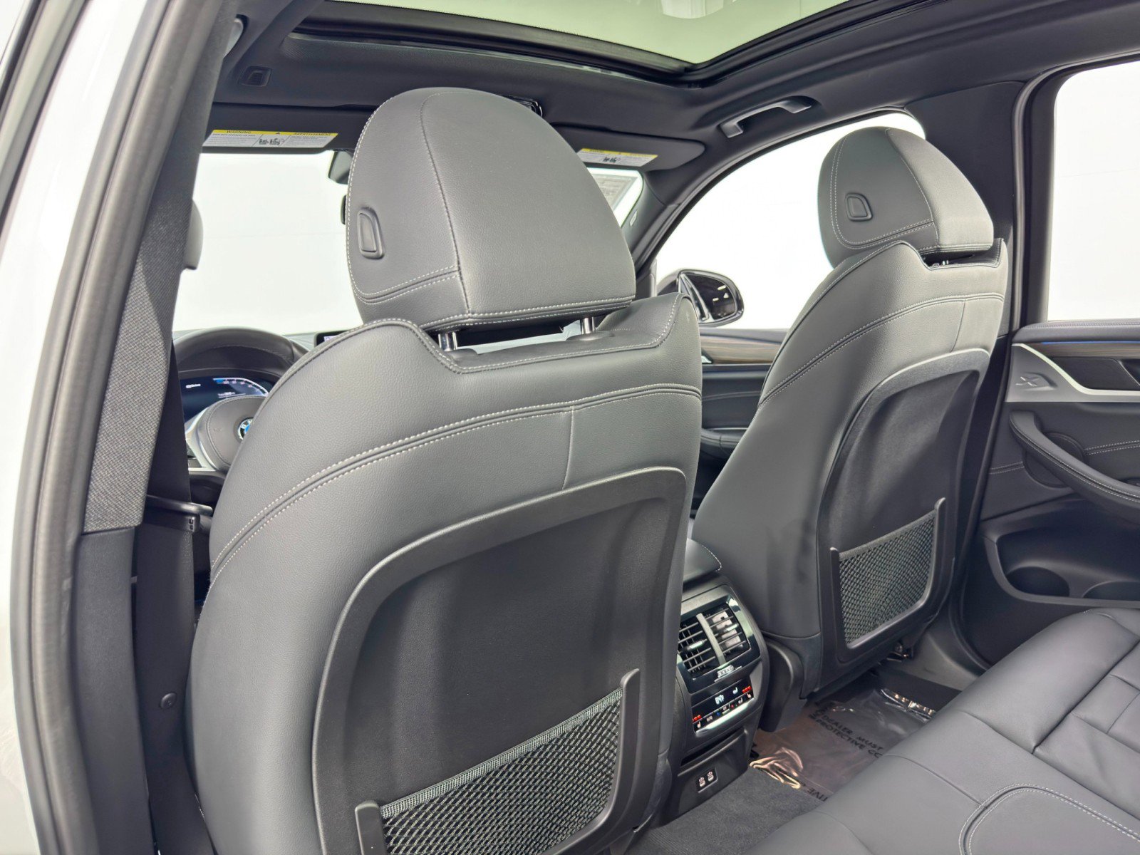 Used 2021 BMW X3 xDrive30e w/ Executive Package image 38