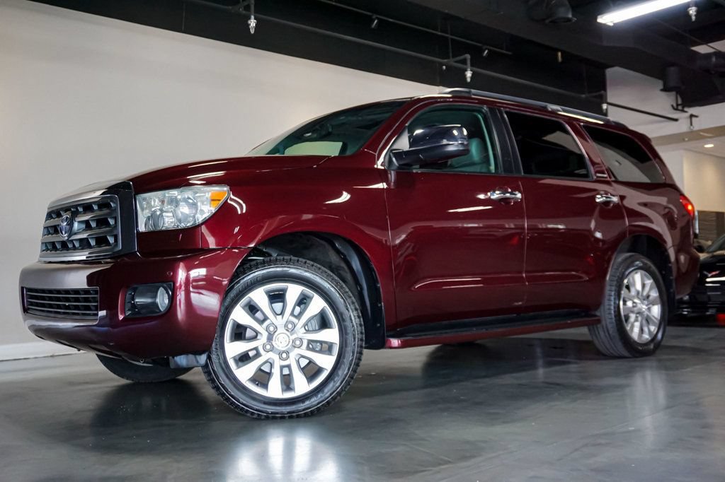 Used 2010 Toyota Sequoia Limited AWD/4WD image 1