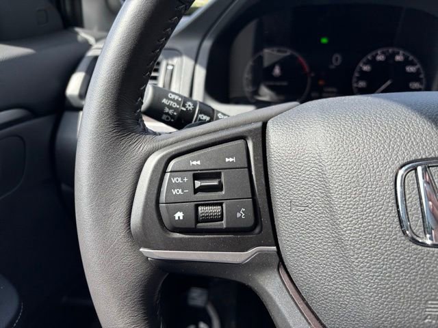 Certified 2025 Honda Ridgeline Sport+ image 13