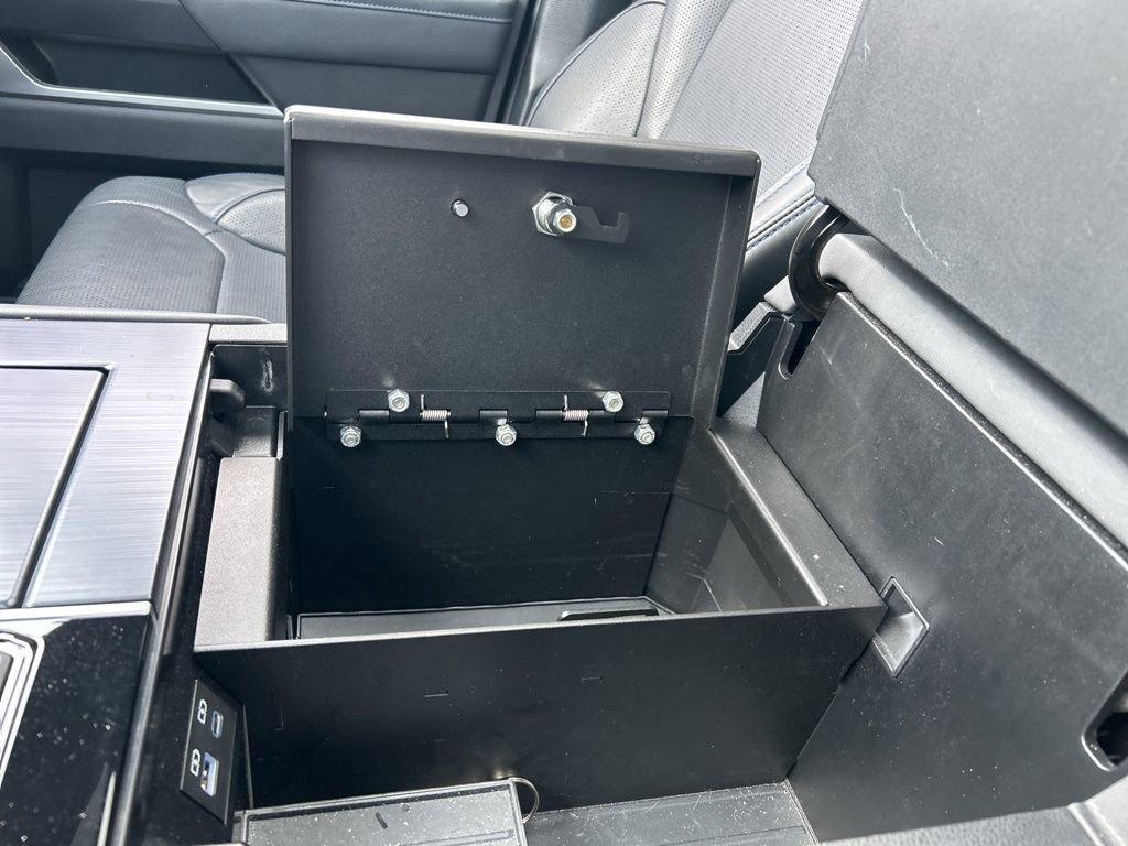 Used 2024 Toyota Tundra Platinum image 41