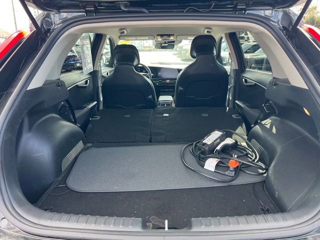 Certified 2023 Kia Niro EX w/ EX Cold Weather Package FWD image 12