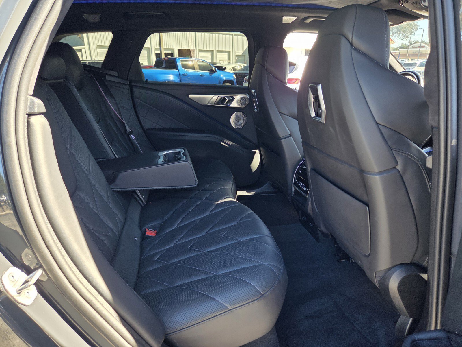 Used 2023 BMW XM w/ M Driver's Package AWD/4WD image 16