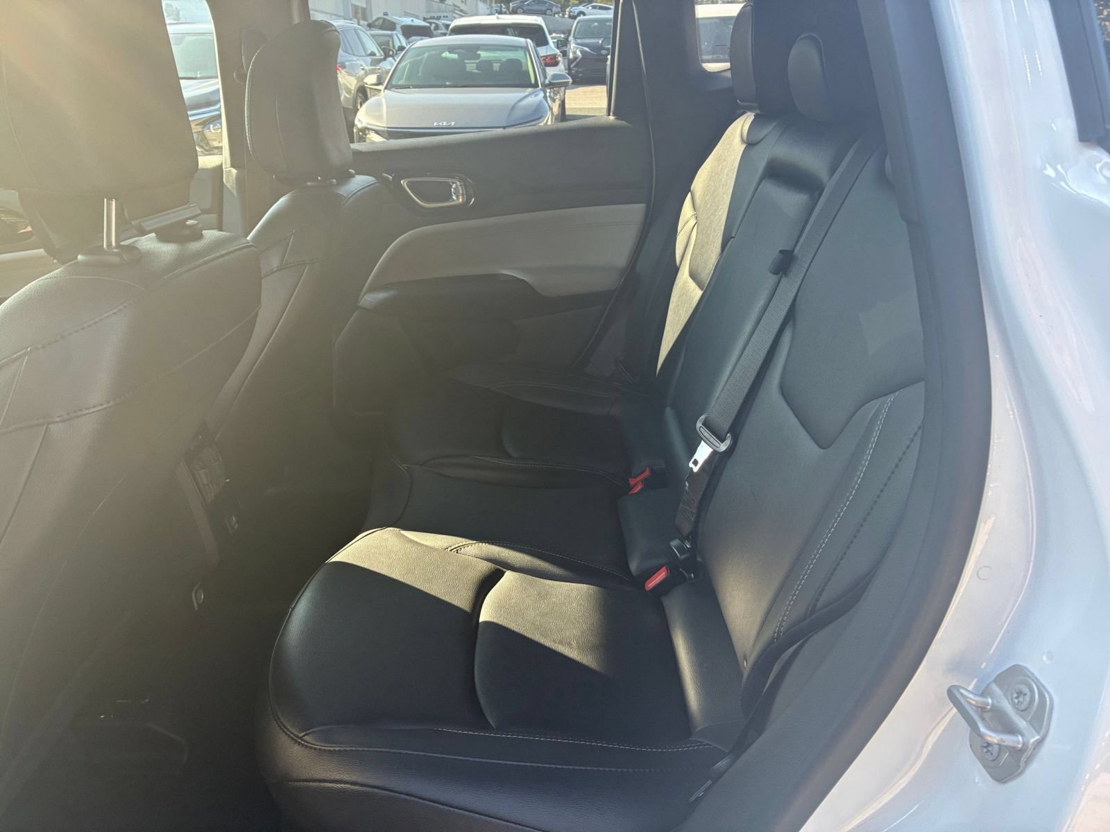 Used 2025 Jeep Compass Limited AWD/4WD image 20
