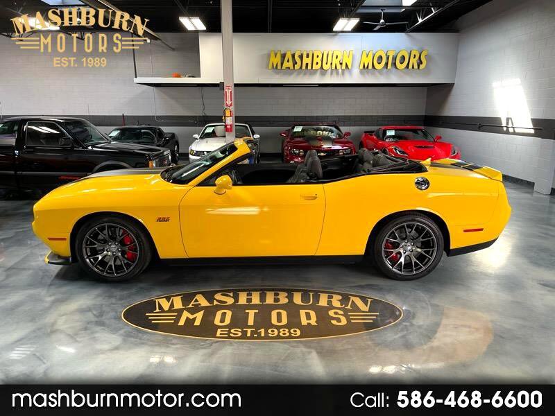 Used 2017 Dodge Challenger SRT w/ Technology Group image 1
