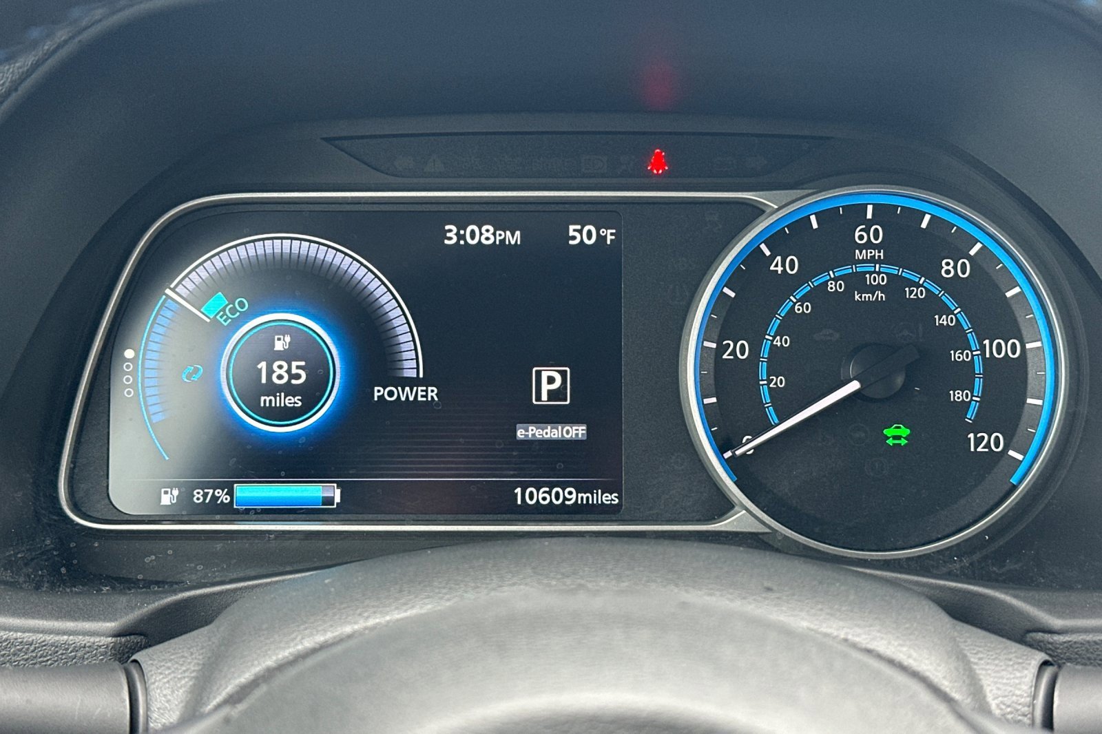 Certified 2024 Nissan Leaf SV Plus image 30