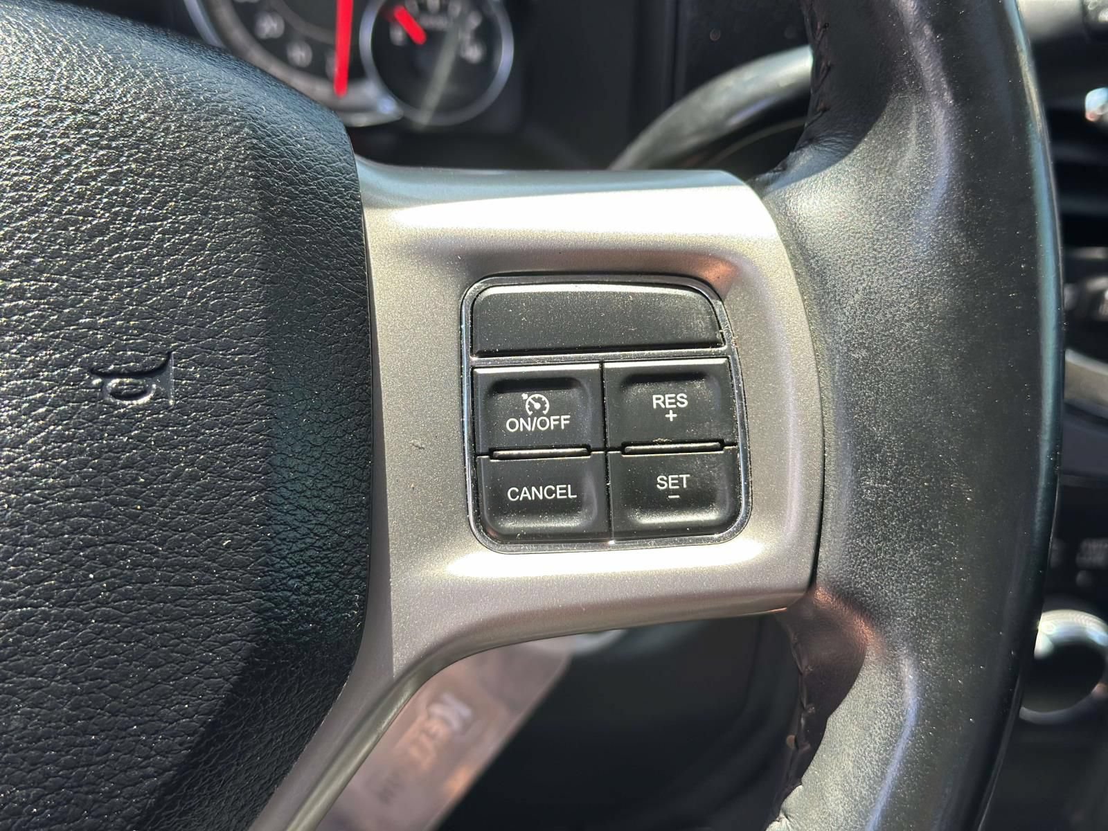 Used 2018 RAM 2500 Laramie w/ Sport Appearance Group AWD/4WD image 18
