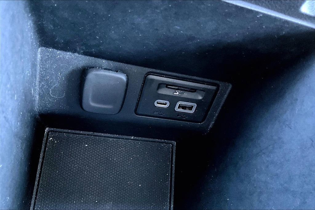 Used 2020 Chevrolet Blazer RS image 31