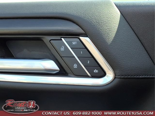 Used 2024 GMC Sierra 1500 Denali w/ Denali Reserve Package AWD/4WD image 25