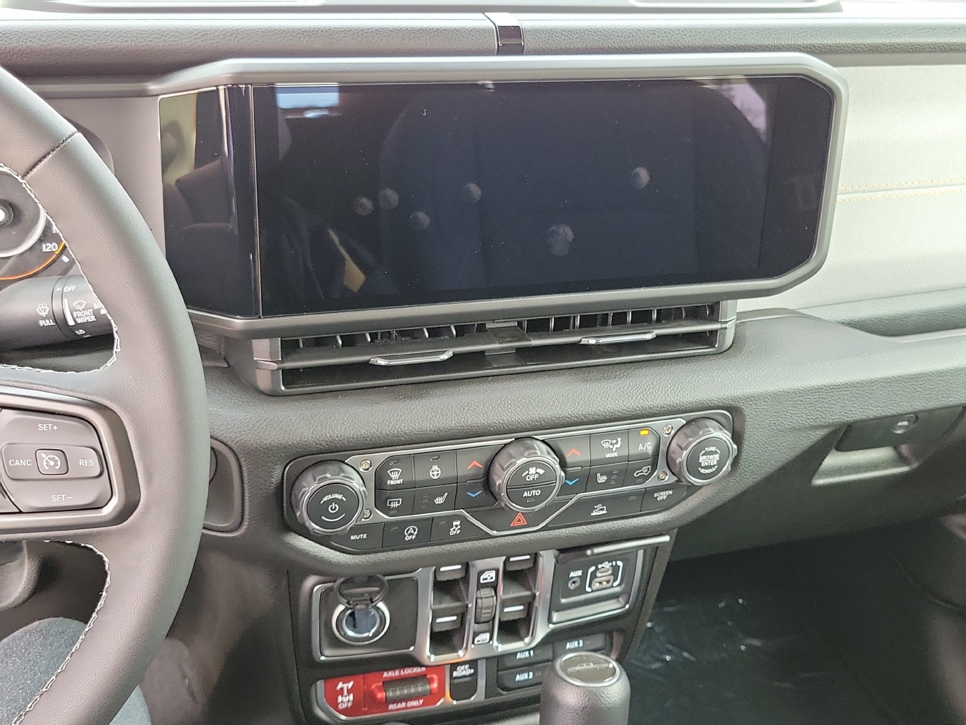 New 2026 Jeep Gladiator Sport AWD/4WD image 10