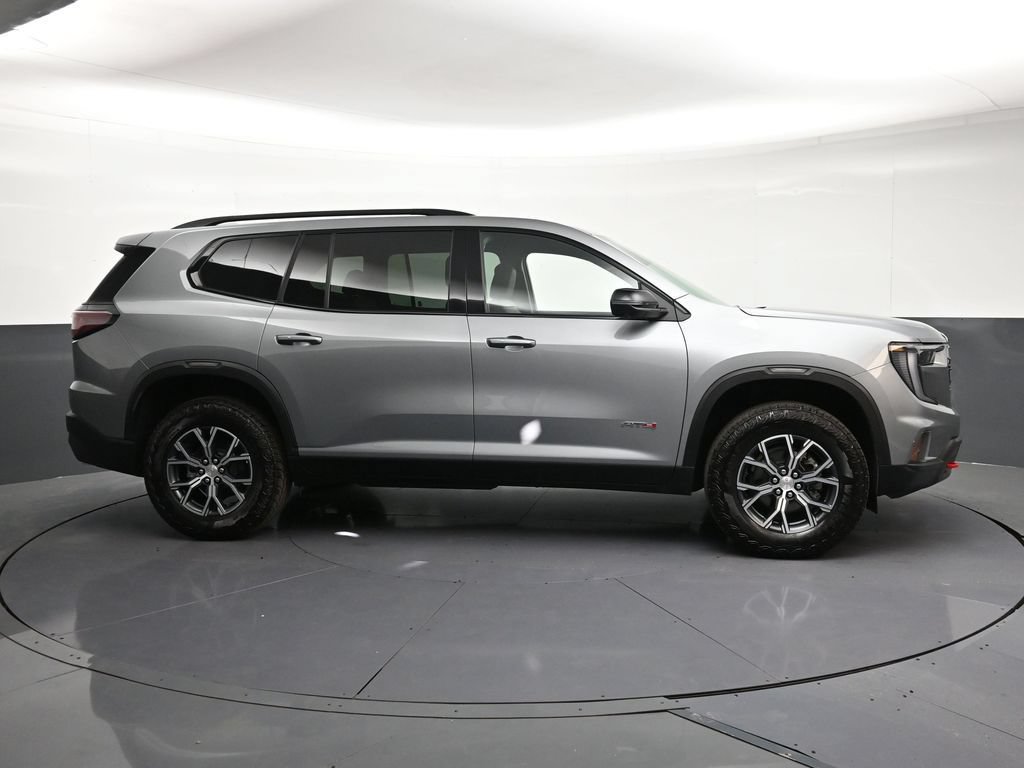 Used 2026 GMC Acadia AT4 w/ Luxury Package AWD/4WD image 6