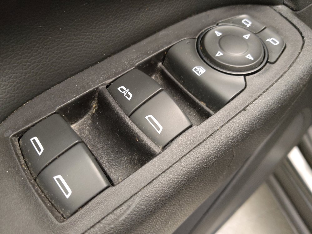 Used 2019 Chevrolet Equinox LT FWD image 27