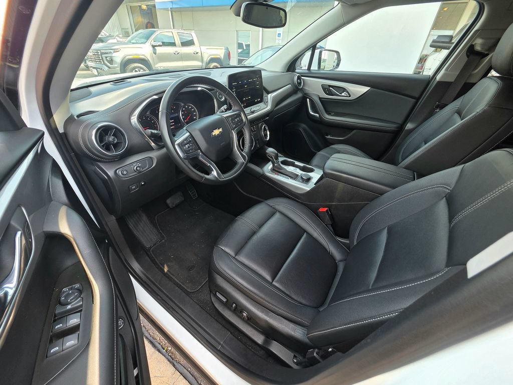 Used 2023 Chevrolet Blazer LT AWD/4WD image 17