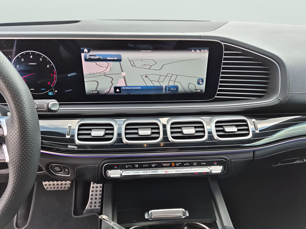 Used 2024 Mercedes-Benz GLS 580 4MATIC image 25