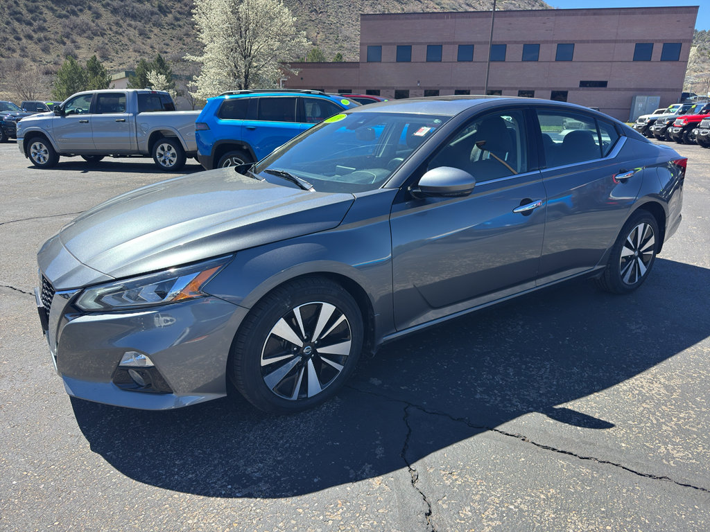 Used 2019 Nissan Altima 2.5 SV image 3