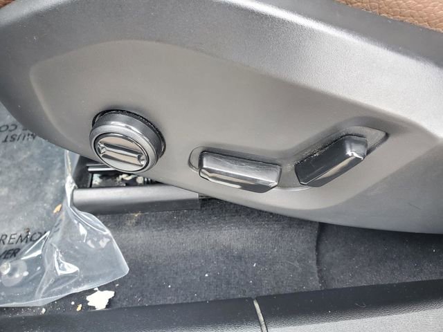 Certified 2023 Volvo XC60 B5 Plus image 14
