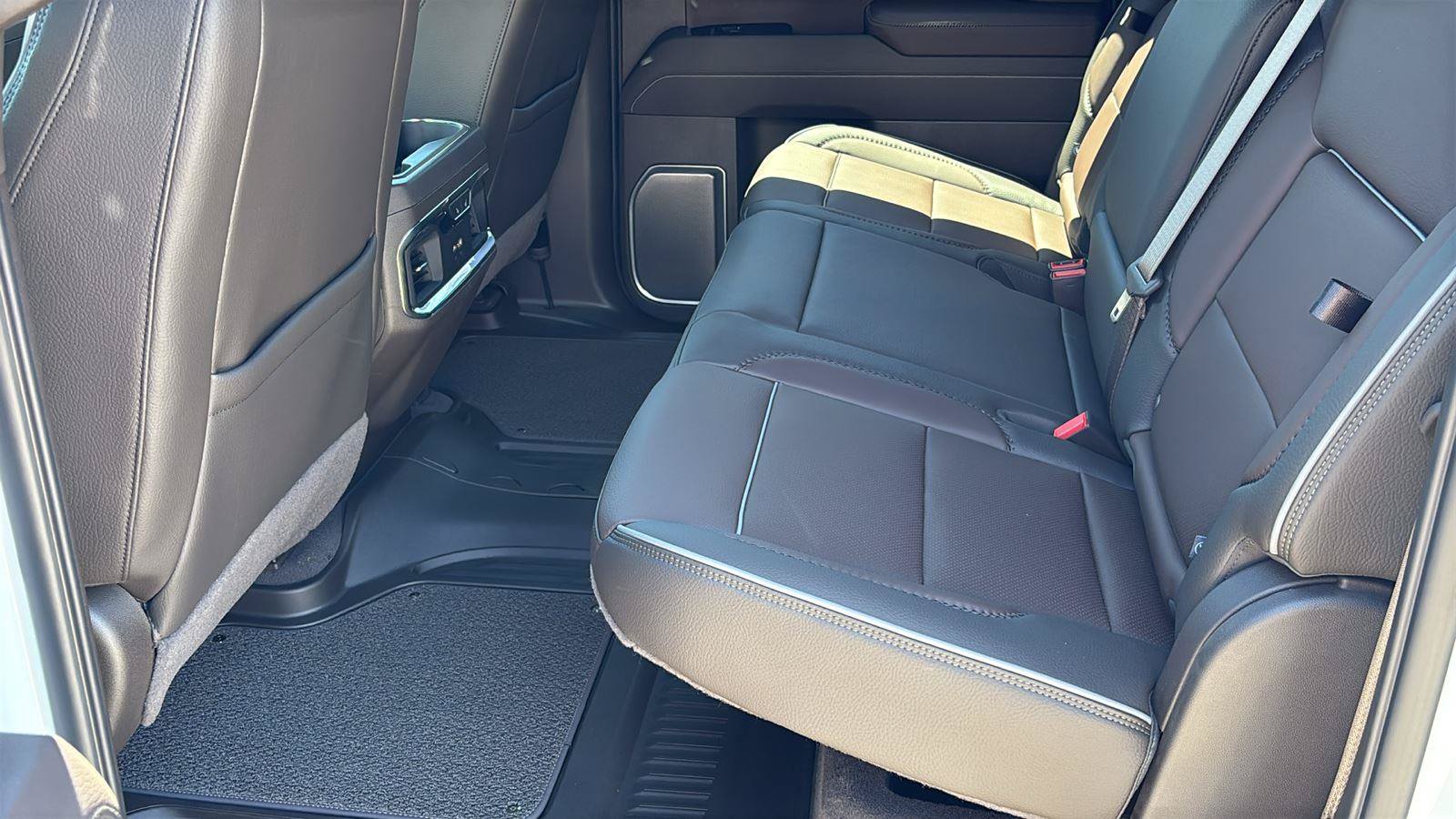 New 2026 GMC Sierra 1500 Denali AWD/4WD image 17