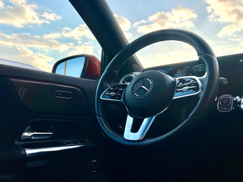 Certified 2022 Mercedes-Benz GLA 250 4MATIC image 11