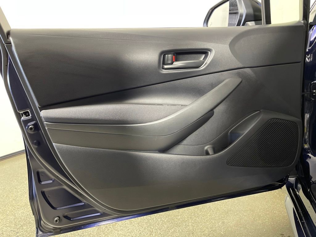 Certified 2022 Toyota Corolla LE w/ Carpet Mat Package (TMS) image 17