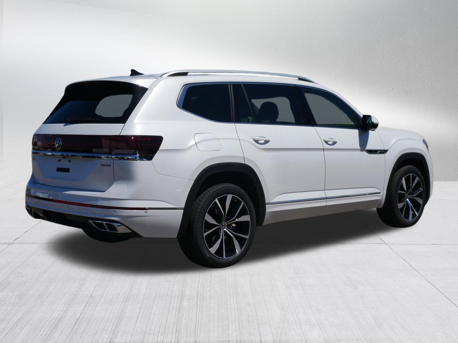 New 2026 Volkswagen Atlas SEL Premium R-Line AWD/4WD image 3