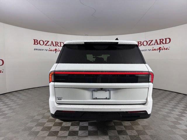 Used 2025 Lincoln Navigator Black Label AWD/4WD image 7