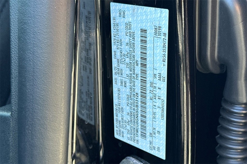 Used 2025 Ford Escape Active image 36