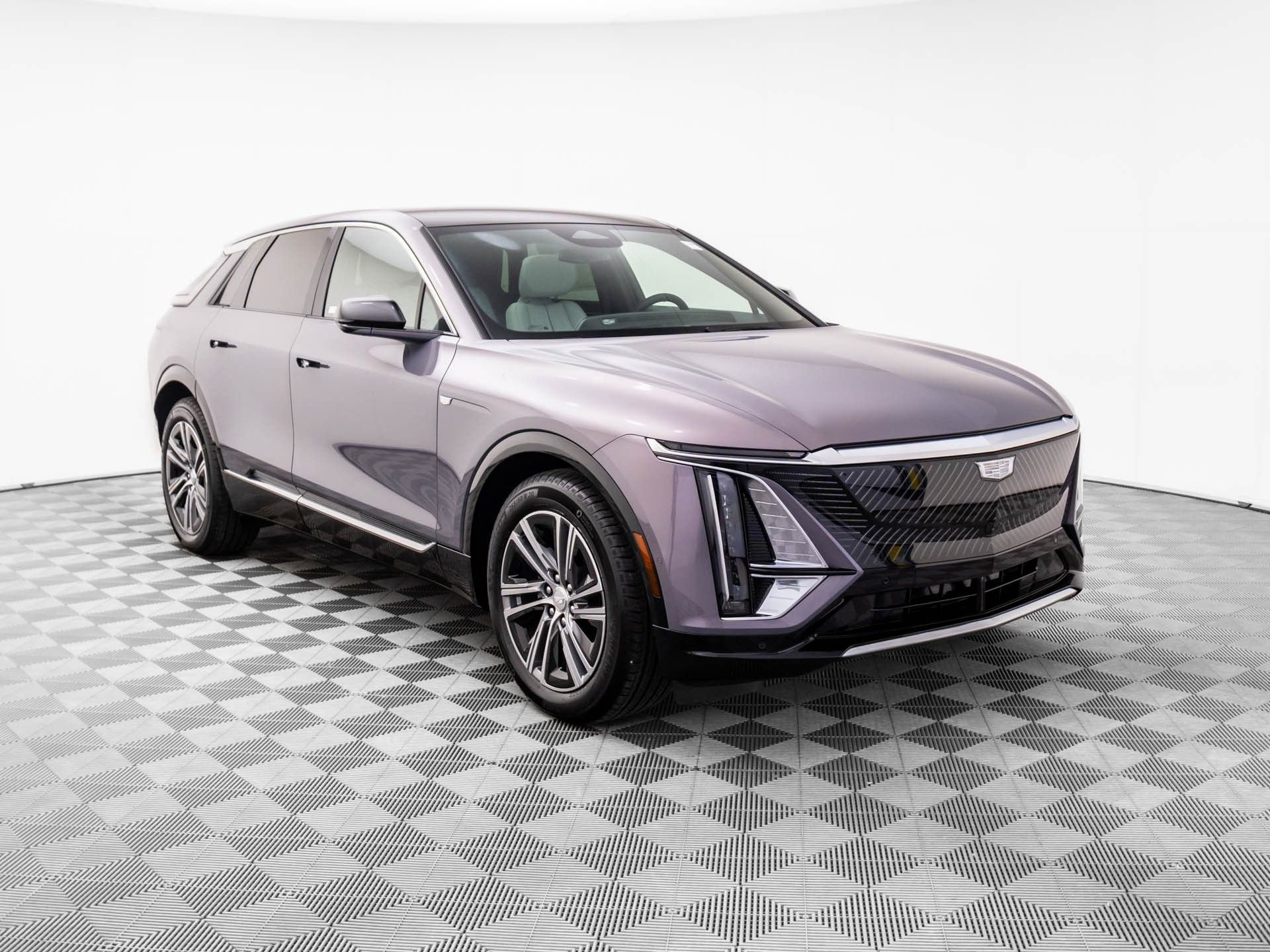 New 2026 Cadillac Lyriq Luxury image 8
